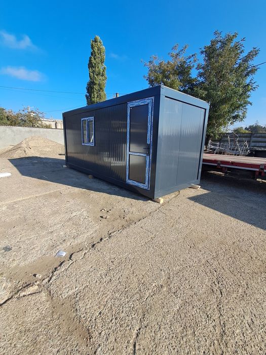 Vand containere modulare standarde la oferta