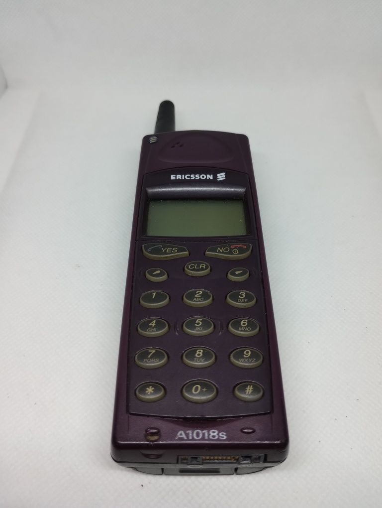 Телефон Ericsson A1018s