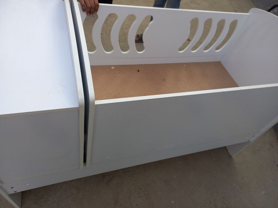 Detskiy krovat yengi