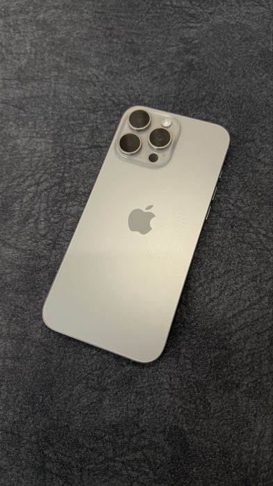 Продам Iphone 16 PRO MAX