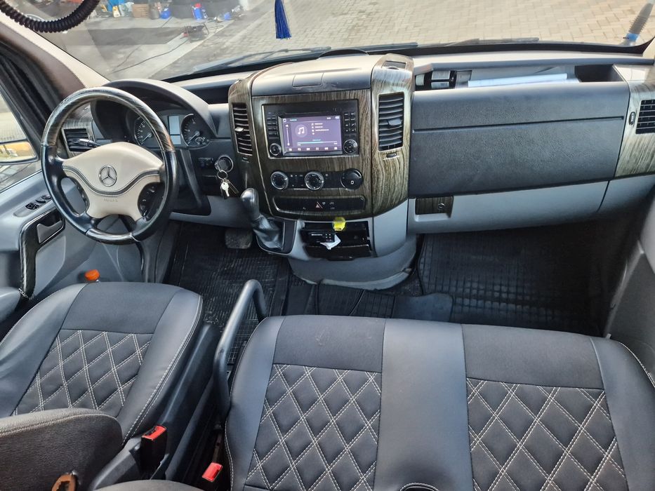 Mercedes Sprinter V6 319 cutie automata 190cai