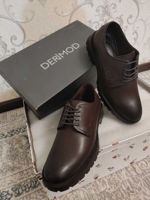 Мужские туфли Derimod