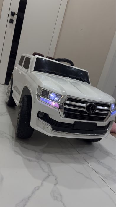 Продам электрическую машинку