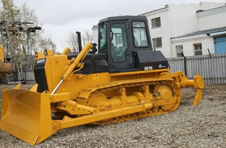 Продаётся бульдозер шантуй sd-16 б/у на ходу.  все вопросы по телефону