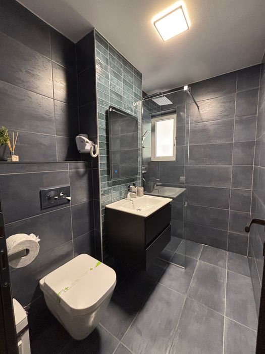 Apartament modern cu jacuzzi – oază de relaxare în regim hotelier