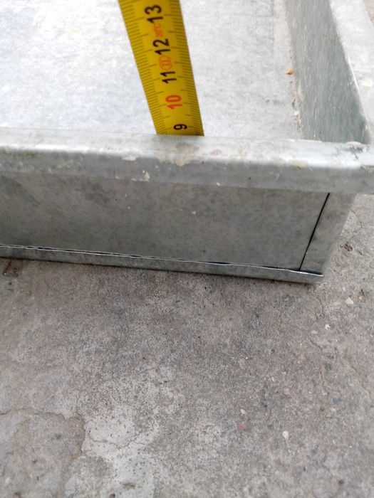 Bodya sotiladi. Razmerlari rasimda bor