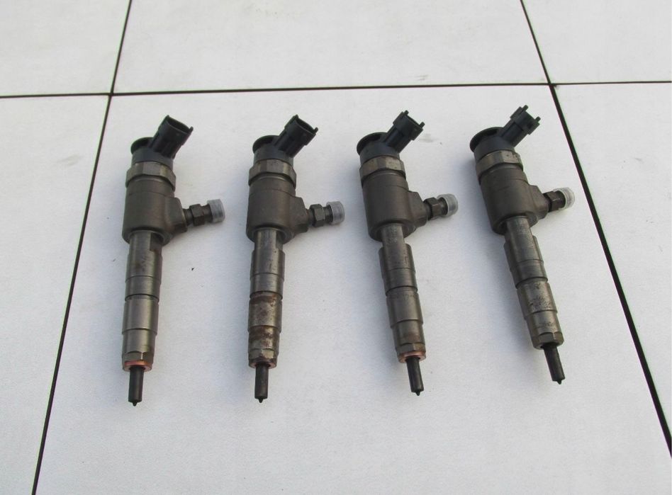 Injector Ford Kuga 1.5 TDCI cod 0445110489
