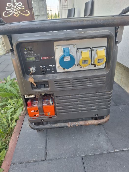 vând generator honda 7kwa original