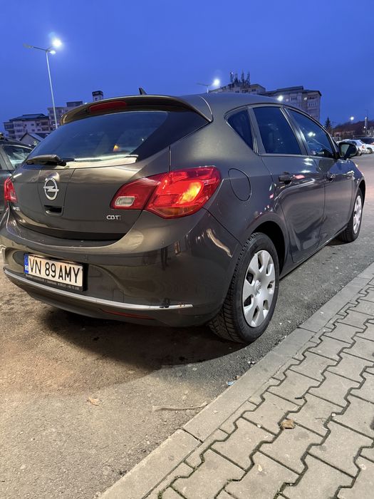 Opel Astra .J  Hatchback .2013 Euro.5