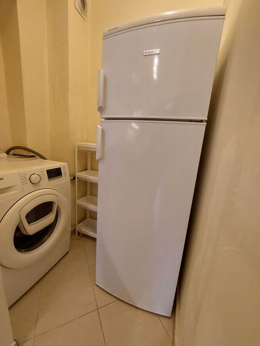 Двустаен нов апартамент, кв.Левски, Вива, срещу Била, до ТУ