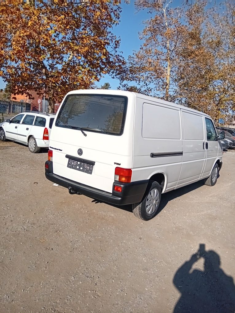 VW transporter 2.5TDi климатик дълга база
