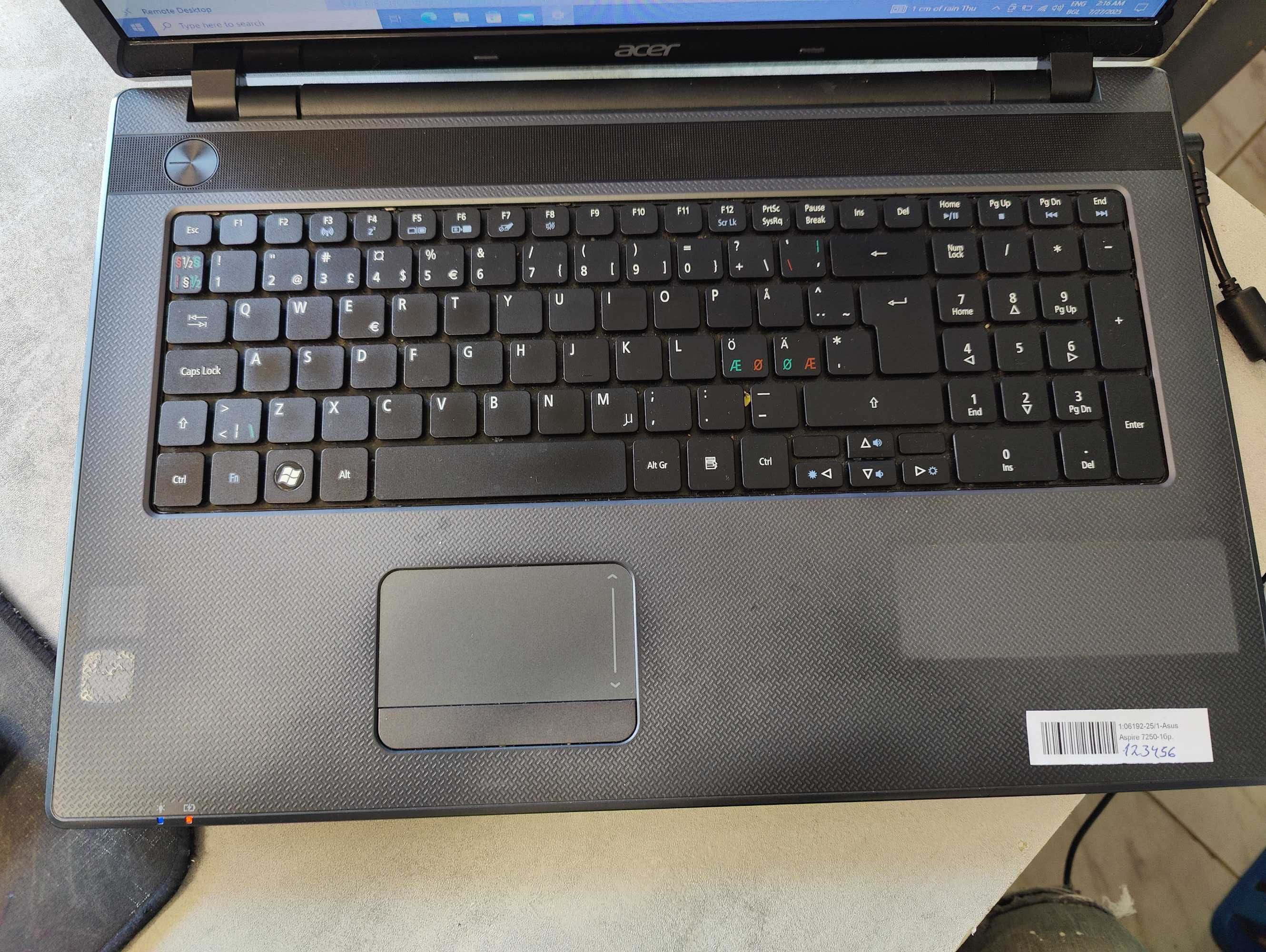 Asus Aspire  7250
