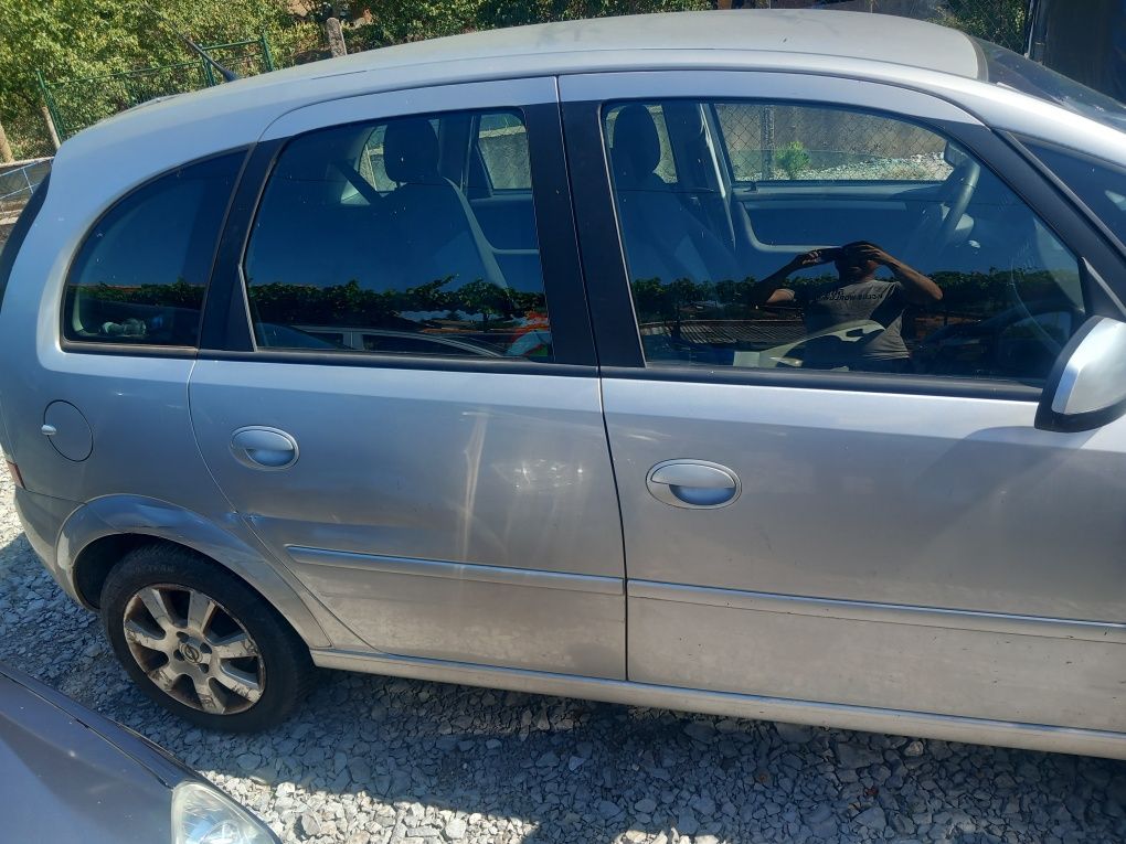 Opel Meriva 1.6-105кс.avtomat/2008/-на части