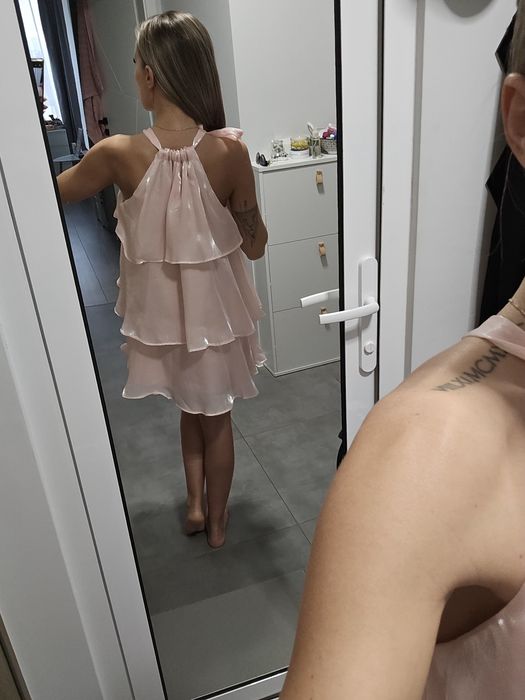 Свежи роклички xs размер