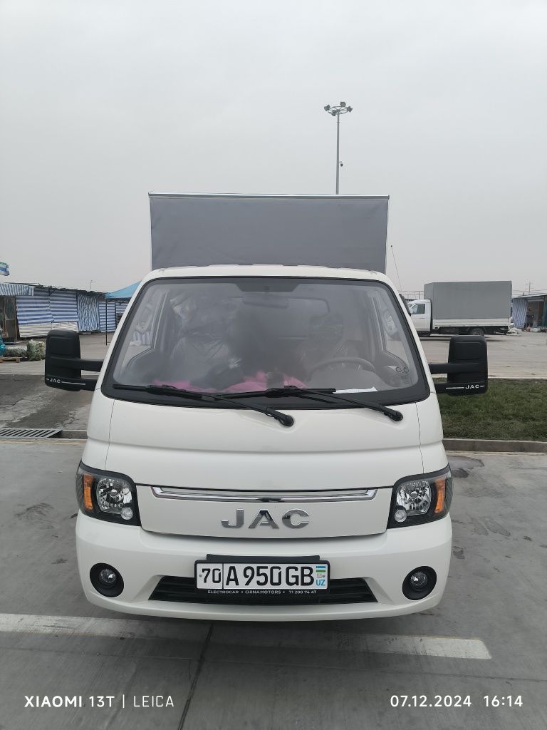 JAC. X200.gruzav