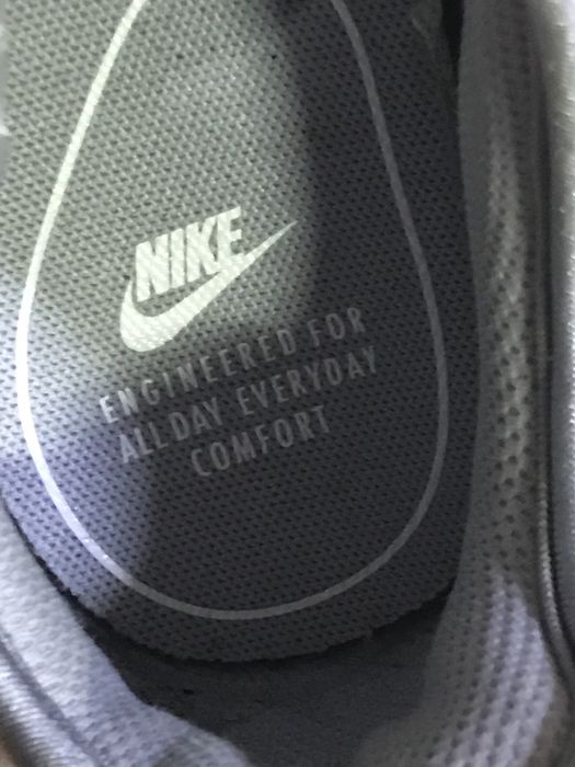 Маратонки ,, Nike Air max” номер 38,5