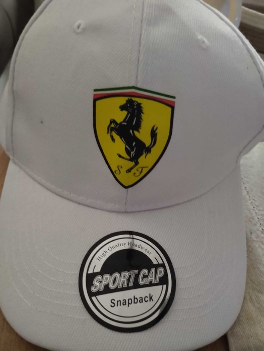 Шапка Ферари ferrari
