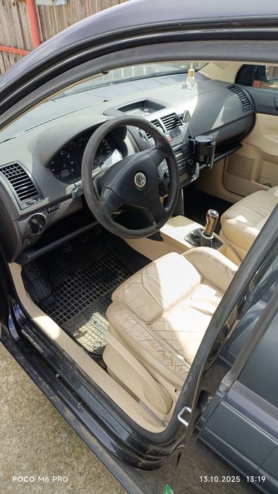 Vând vw polo 9n 2006 motor 1.2 benzină + gpl