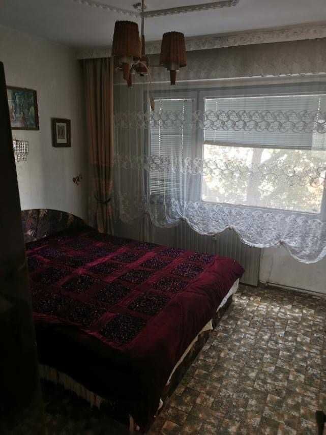 Продава се Тристаен апартамент в Бургас, Славейков - 90 кв.м за 861 €/кв.м - Снимка #5