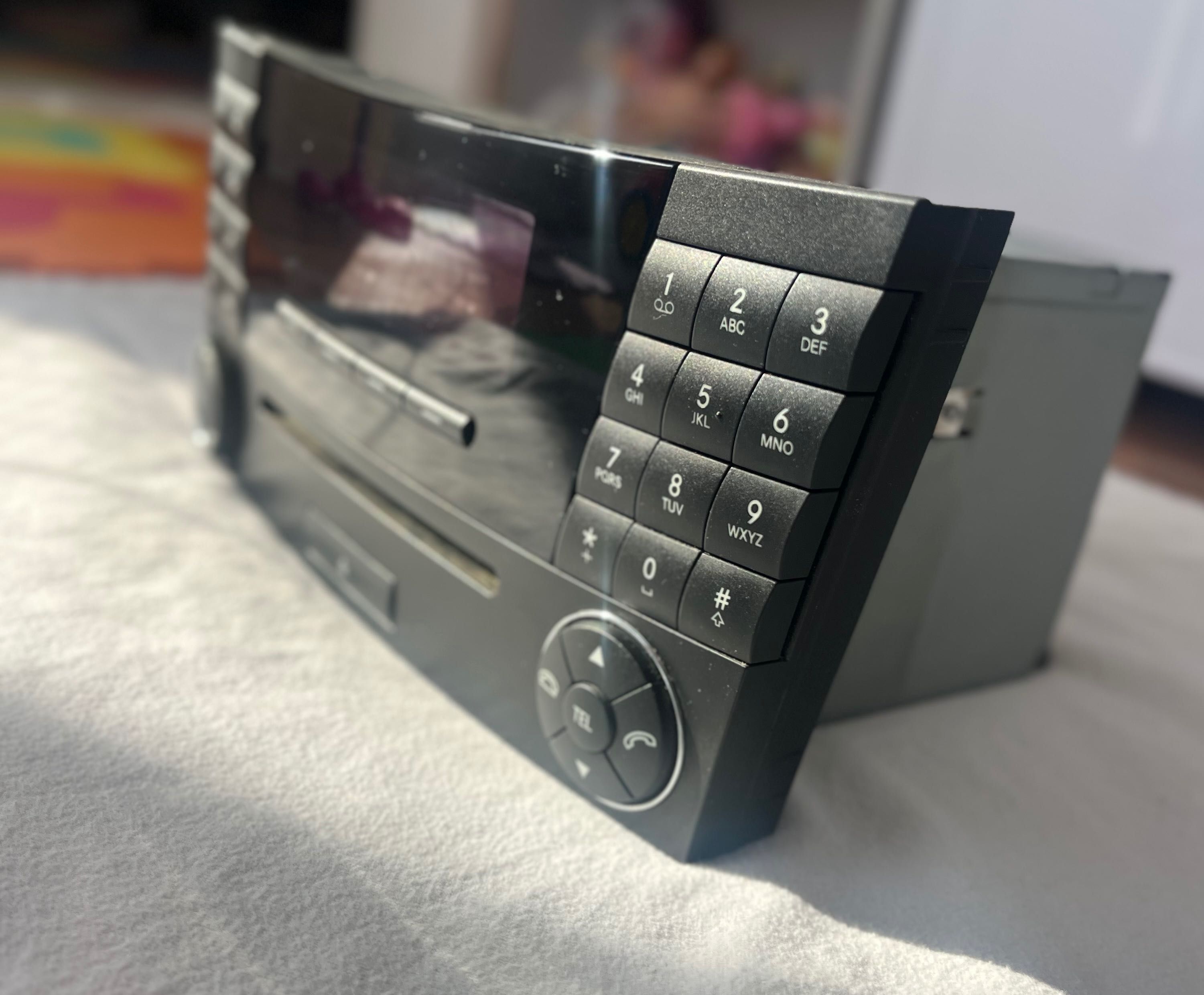 Радио cd mercedes e-class w211 модел mf2321