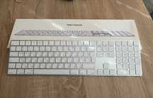 Apple Magic Keyboard with Numeric Pad, като нова