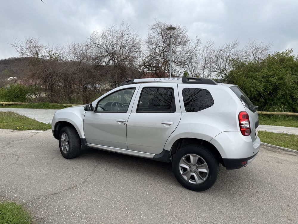 Dacia Duster 1.2 Carte ro