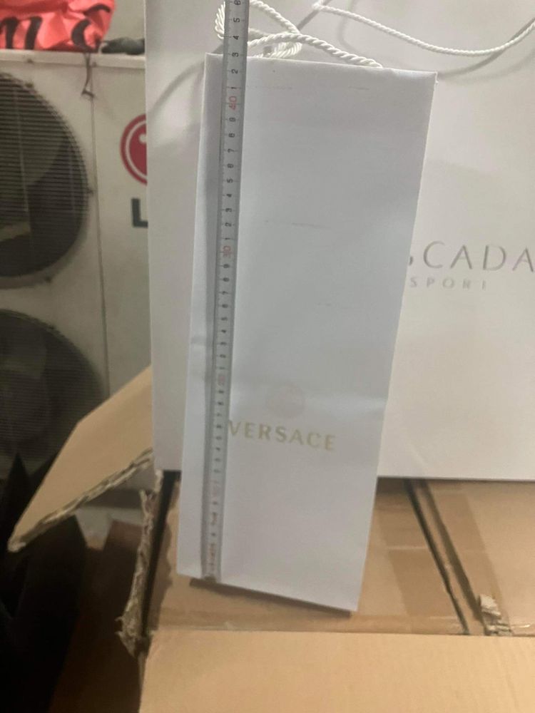 Хартиени пликове Escada Versace