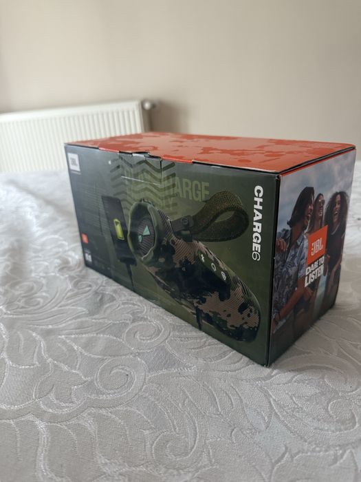 Se vinde jbl charge 6