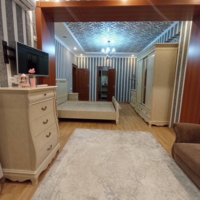 Сдаётся 3 комнатная на ташкент сити