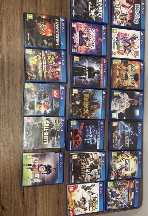 Ps4 PRO+ PS VR Headset (kit functionare completa)+20 CD-uri (separat)