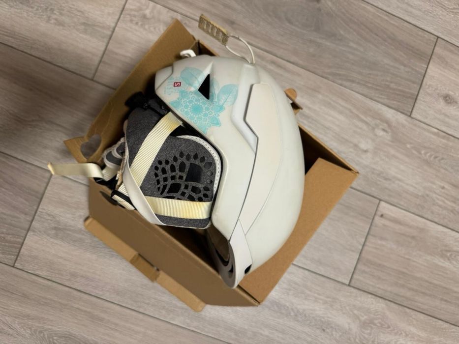 Шлем горнолыжный Salomon 59р белый