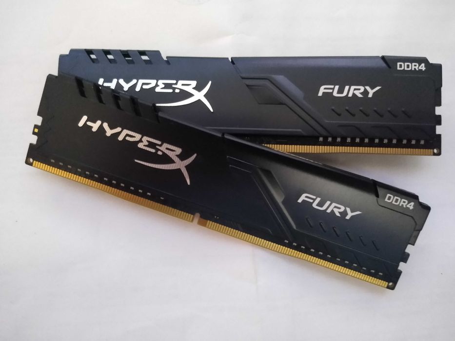 Memorie DDR4 8gb (2x4gb)