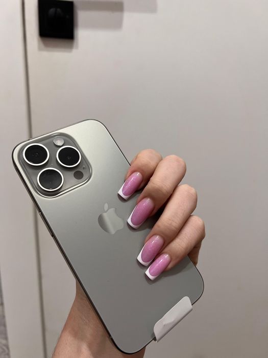IPhone 15 Pro  512 Гб отличное срстояние