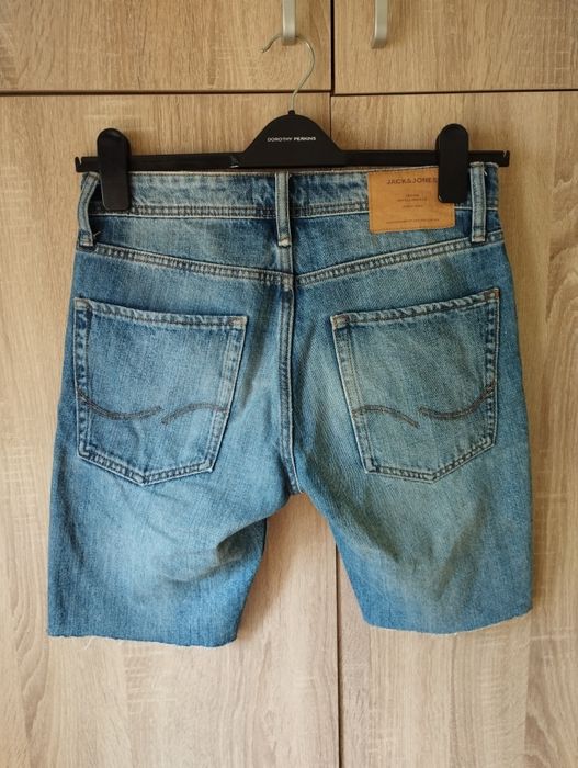 Blugi scurti barbati