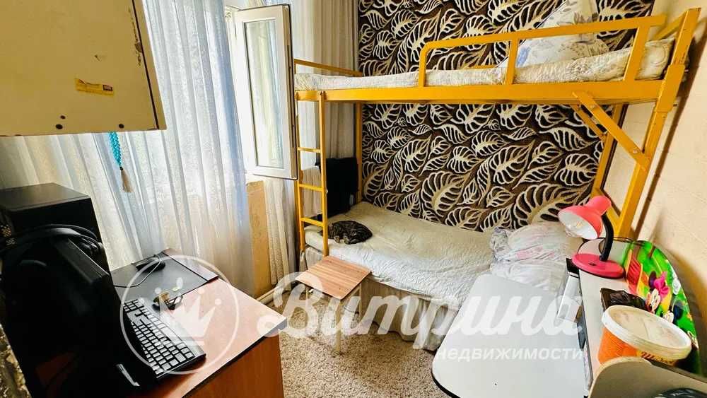 Продаётся отличная 2 комнатная квартира на Кадышева