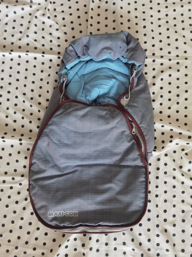 Maxi Cosi Cabrio Fix sac invernal