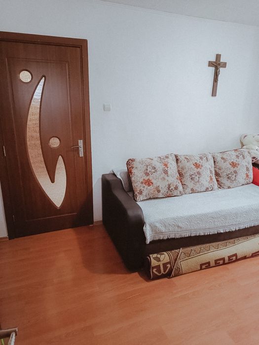 Inchiriez apartament cu doua camere