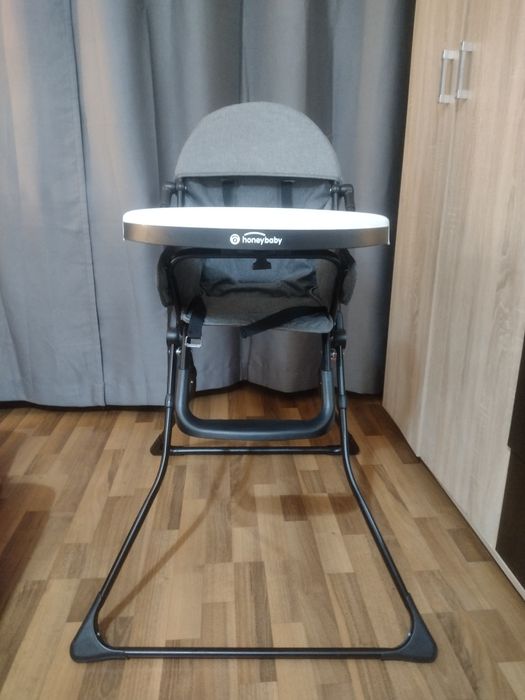 Scaun masă bebe, max 15 kg.