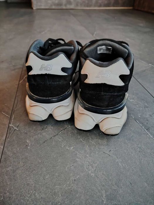 продавам маратонки New Balance 9060