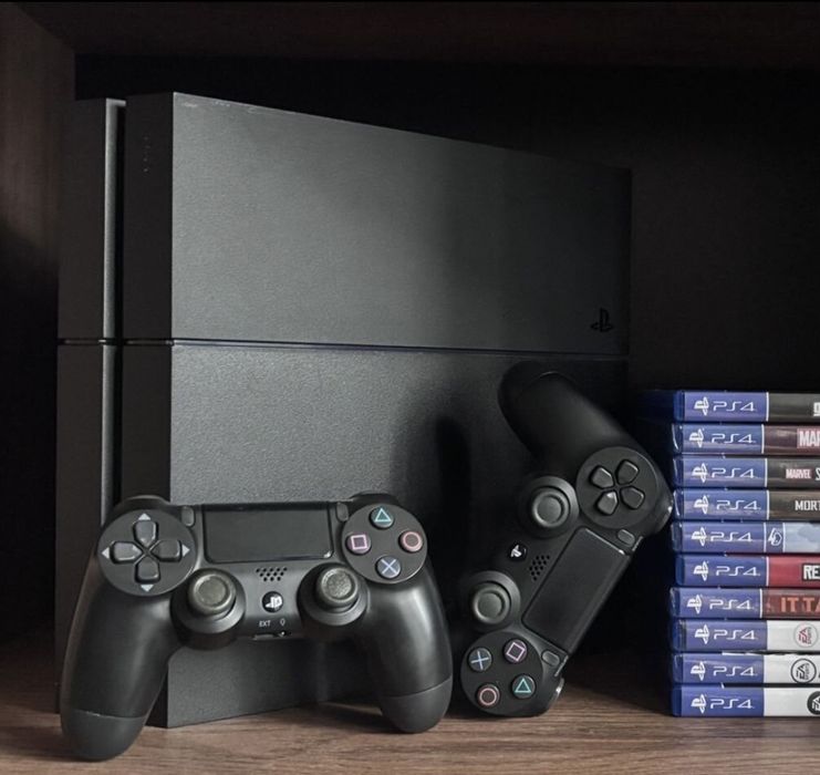 PS4 fat 500GB с FC 25, UFC 3,4, Tekken 7, Battlefield, F1,  и 160+ игр