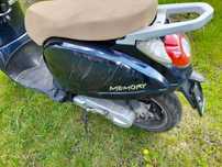 Продавам скутер Benelli Memory