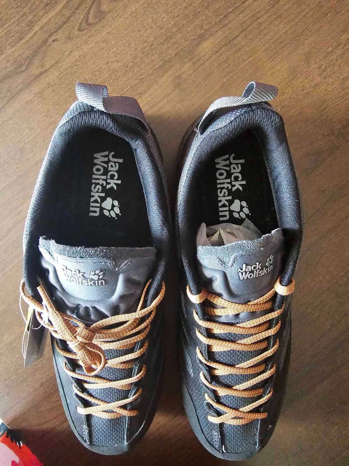 мъжки маратонки jack wolfskin