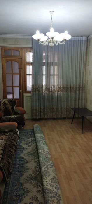 Продается 2х комнатная квартира по улице Буюк Ипак Йули