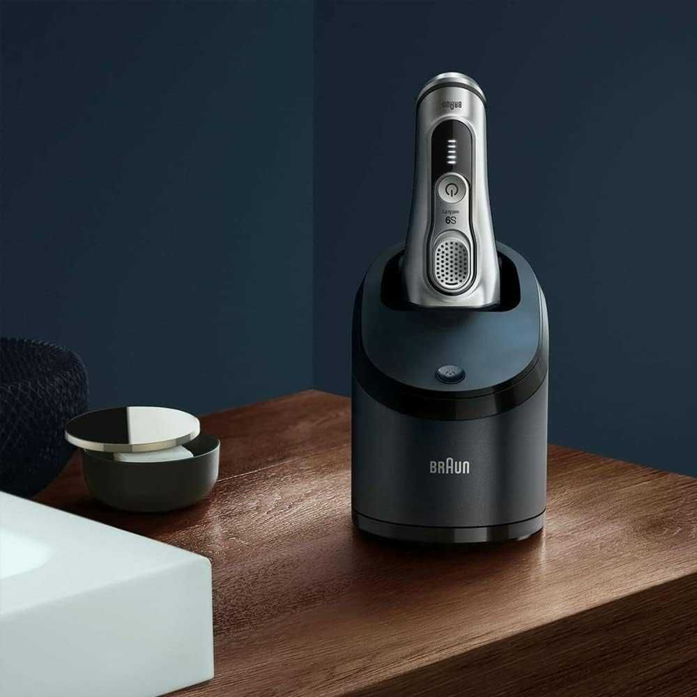 Электробритва Braun Series 9 9390cc со станцией  и футляром / Britva