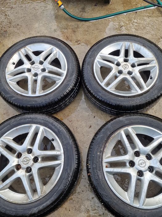 Jante aluminiu cu cauciucuri vara an 2023 ,205/55/16.Opel Astra h 5×11