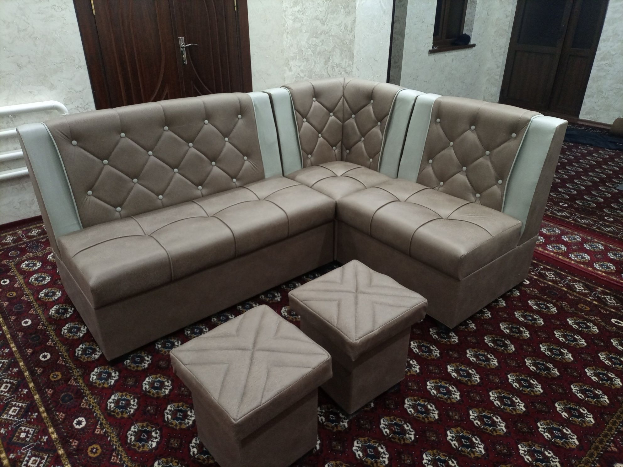 Yumshoq mebel zakas asosida yasab beramiz