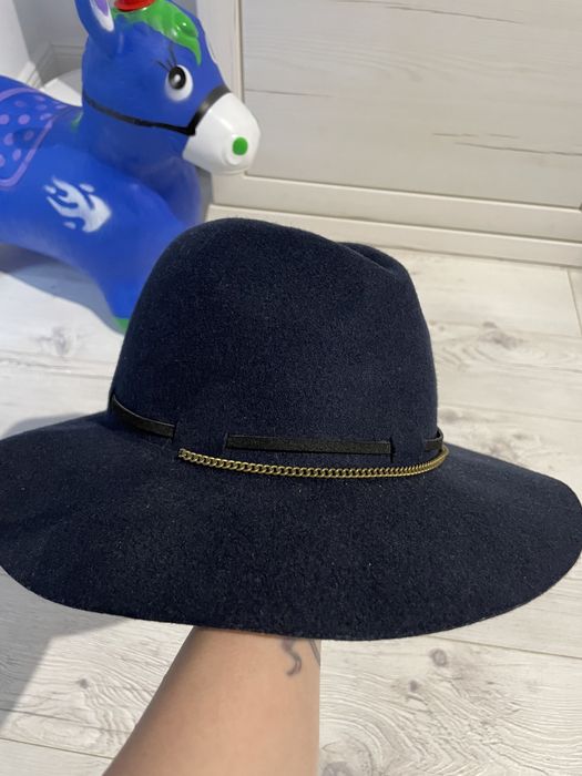 Palarii casual negru si bleumarin