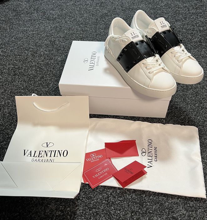 Papuci Valentino Garavani Albi Piele Premium 2025