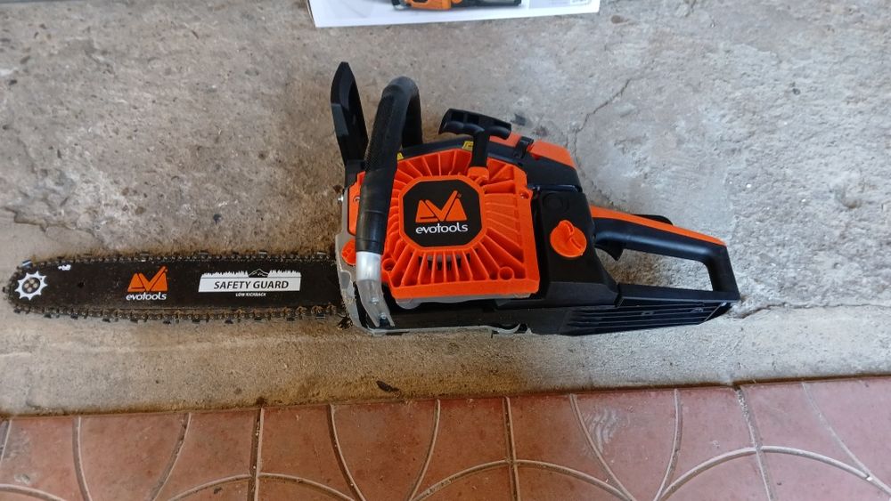 Vând drujba chinezeasca