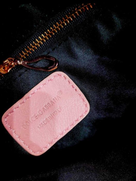 Розова, кожена чанта